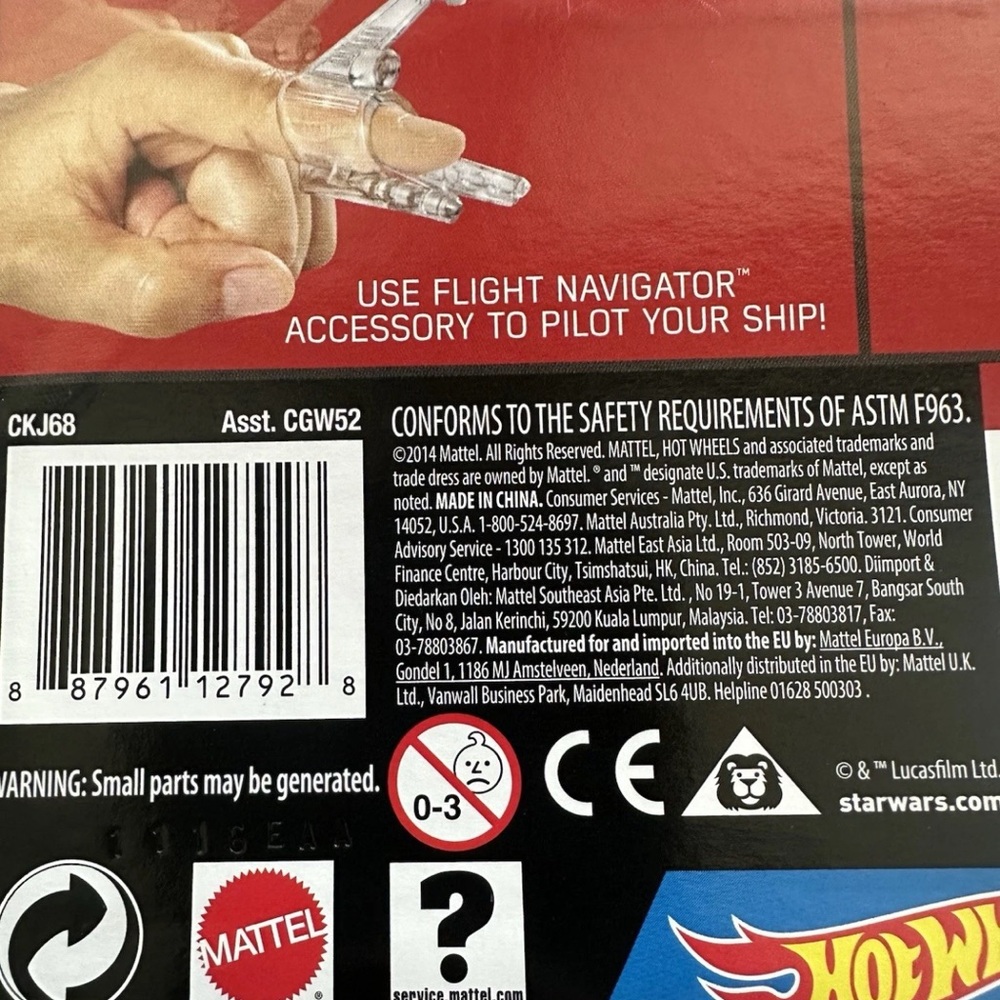 2014 Hot Wheels Star Wars Kylo Ren’s Command Shuttle Forces Awakens CKJ68 NIB - Picture 6 of 6